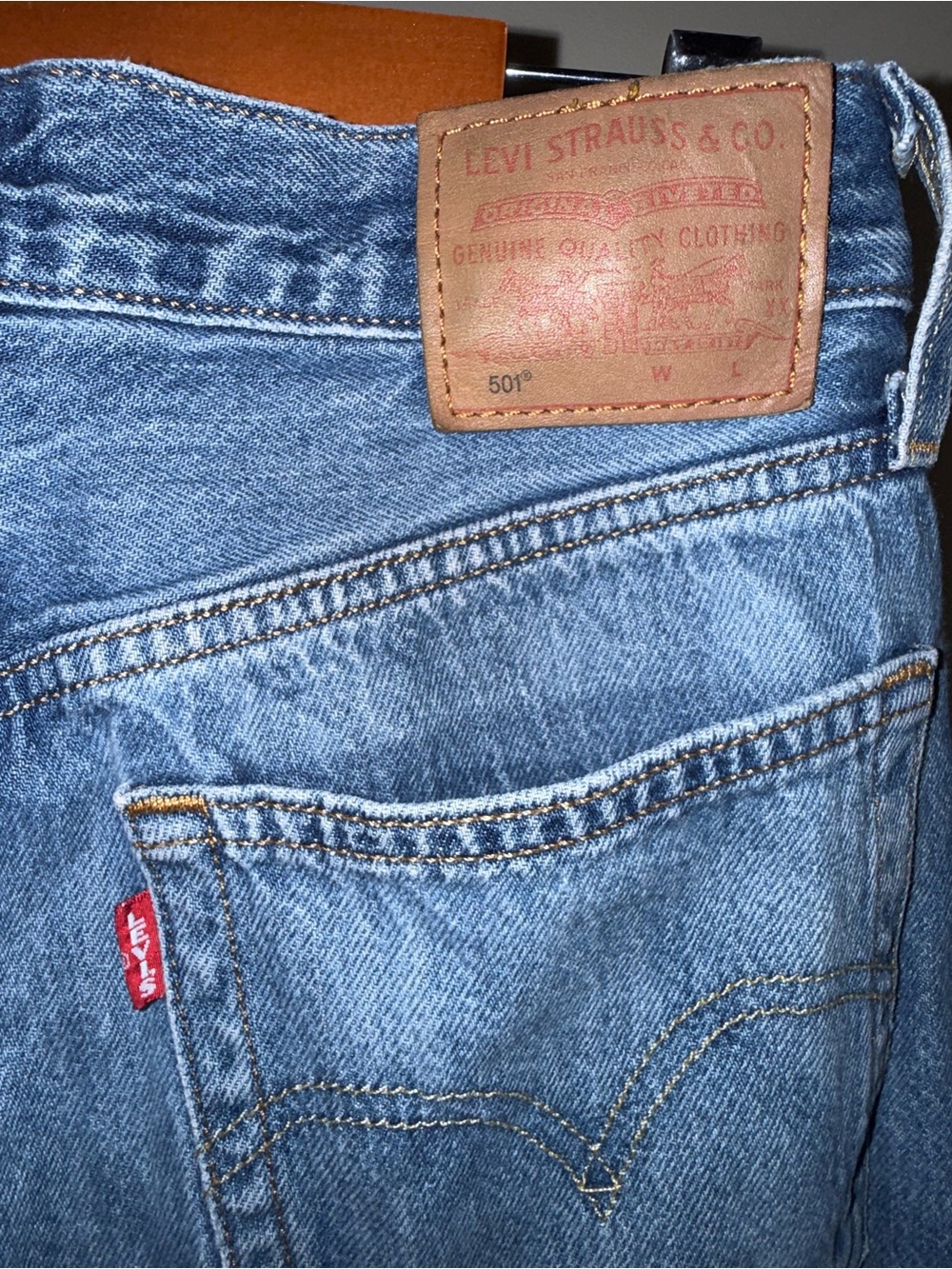 Dark denim Levi Jeans